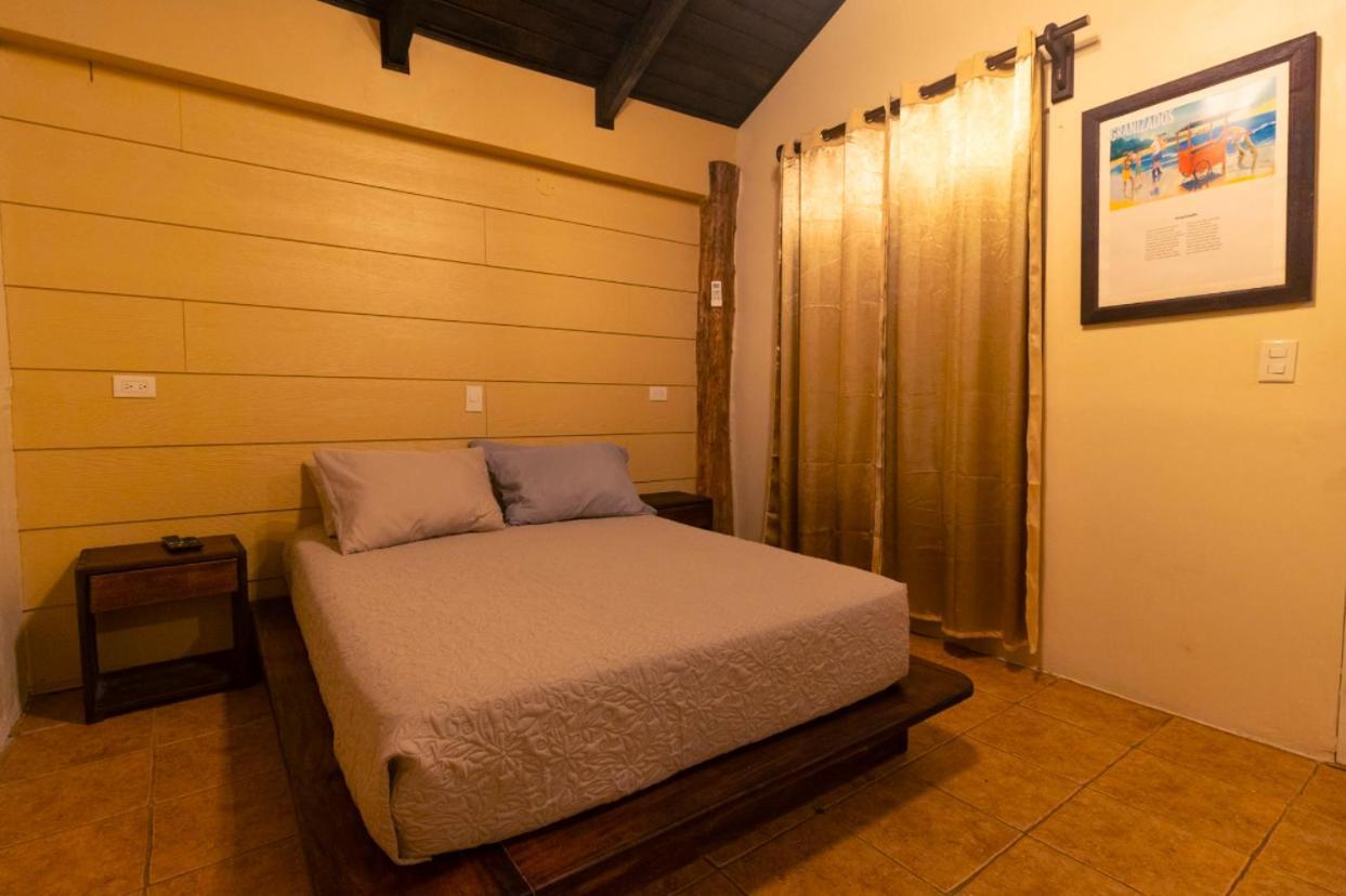 Cabinas La Fulanita Nicoya Bagian luar foto